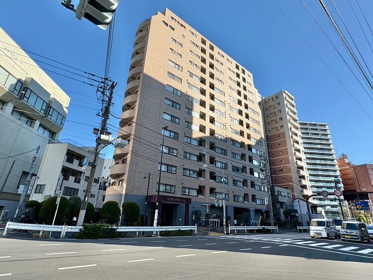 外観 現地に足をお運びいただいた際には、周辺散策などをお勧めいたします。