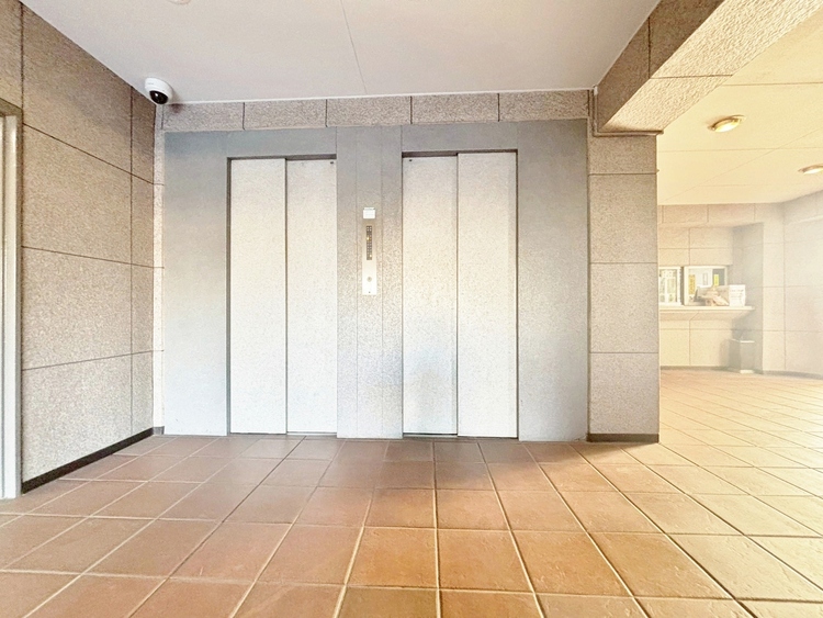 設備 エレベーターの管理も、きちんと行き届いてます。