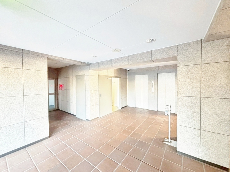 エントランス エントランスは、毎日の行き帰りで使う大事な空間です。