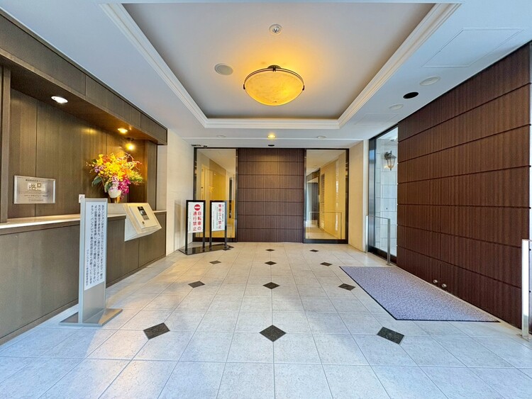 エントランス エントランスは、毎日の行き帰りで使う大事な空間です。