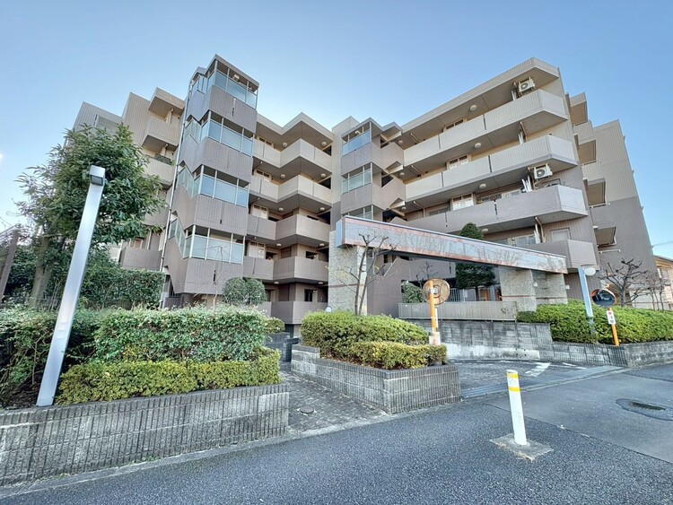 外観 資料には掲載していない情報が、現地にはたくさんあります。是非一度、現地をご確認ください。