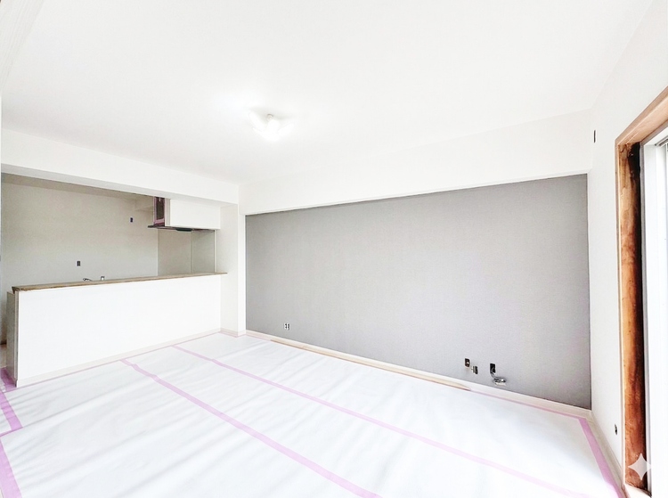 居間 居心地の良い空気感は、暮らしのステージを彩り、心からのやすらぎと満足感を与えてくれます。