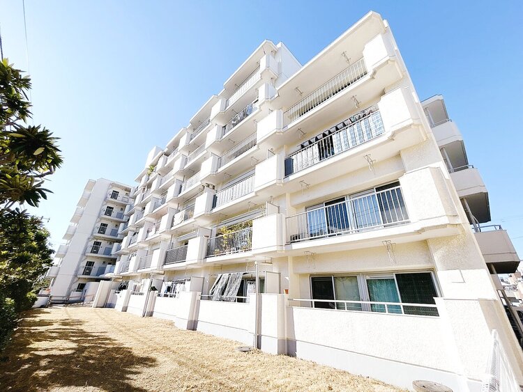 外観 ライフプランニングからローンまで、一貫してご説明させていただきます。お気軽にお問い合わせくださいませ。