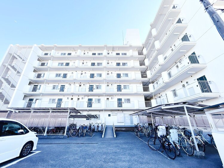 外観 現地に足をお運びいただいた際には、周辺散策などをお勧めいたします。