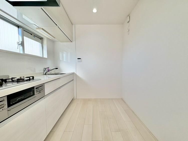 キッチン 洗練されたスタイリッシュなデザイン性と使いやすさを備えた仕様。