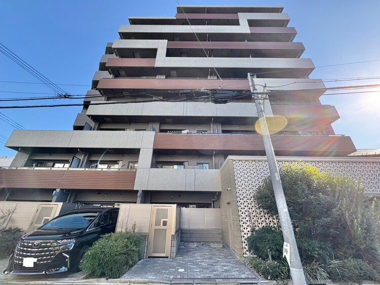 外観 資料には掲載していない情報が、現地にはたくさんあります。是非一度、現地をご確認ください。