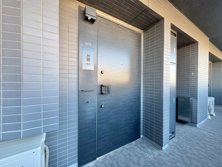 玄関 玄関を開ければ、そこは安らぎのご自宅。