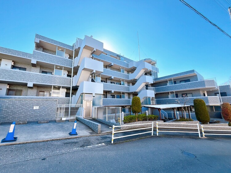 外観 資料には掲載していない情報が、現地にはたくさんあります。是非一度、現地をご確認ください。