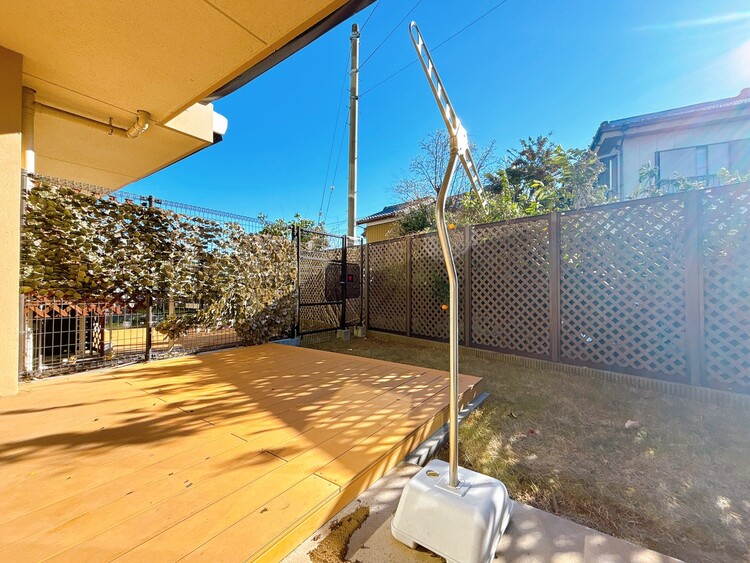 バルコニー 暮らしの中で、光と風を演出してくれるバルコニー。