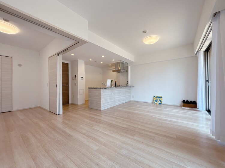 居間 豊かな居住性と、安心感を満たすクオリティが見事に調和した住空間。