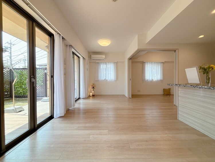 居間 過ごす時間が、たくさんの思い出として紡がれていく場所。