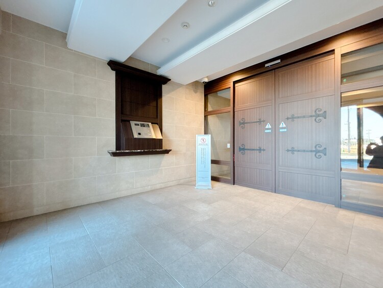 エントランス エントランスは、毎日の行き帰りで使う大事な空間です。