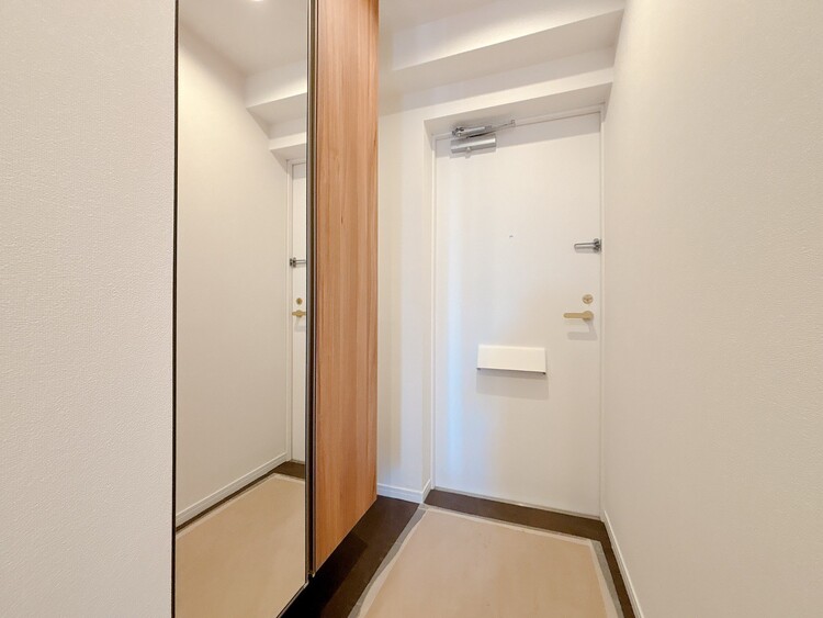 玄関 シューズボックスを完備した玄関です。