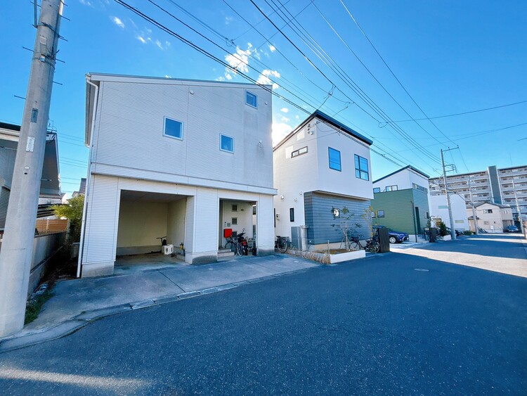 外観 現地に足をお運びいただいた際には、周辺散策などをお勧めいたします。