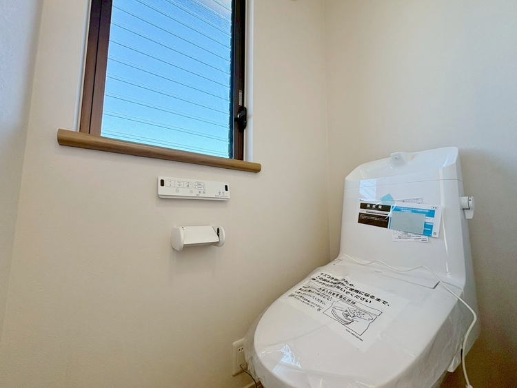 トイレ 暮らしの中のさりげないひとときの快適さにも、こだわりを、持って設備を配しております。
