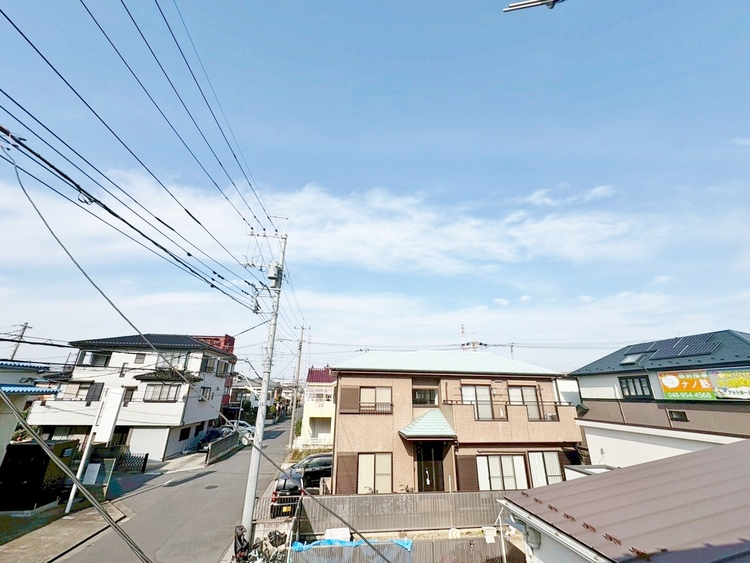 バルコニー 頬をなでる、優しい風を感じることが出来ます。