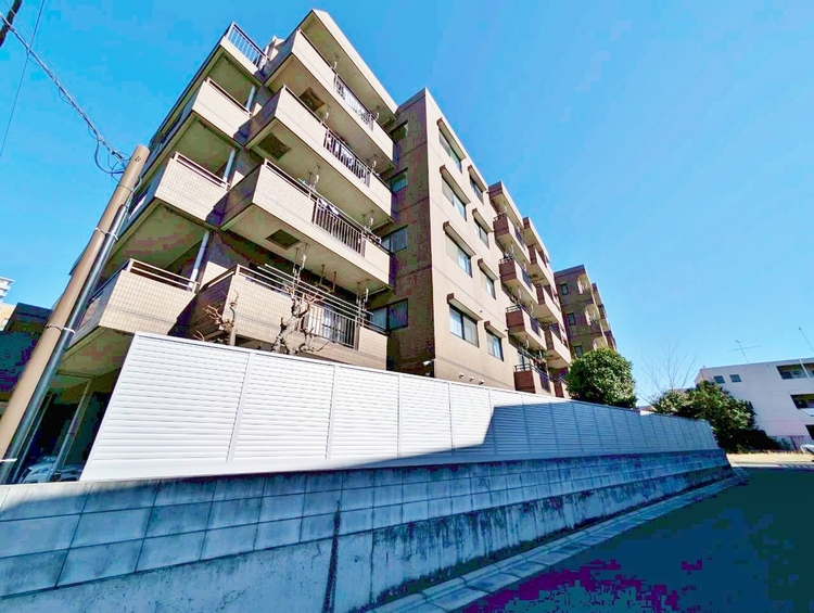 外観 ライフプランニングからローンまで、一貫してご説明させていただきます。お気軽にお問い合わせくださいませ。