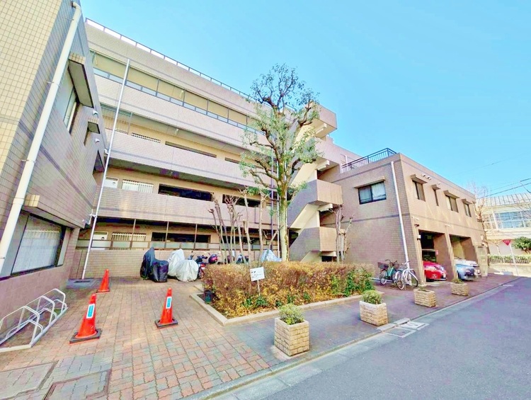 外観 現地に足をお運びいただいた際には、周辺散策などをお勧めいたします。