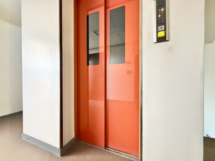 その他 エレベーター完備のため荷物が多くなっても安心。