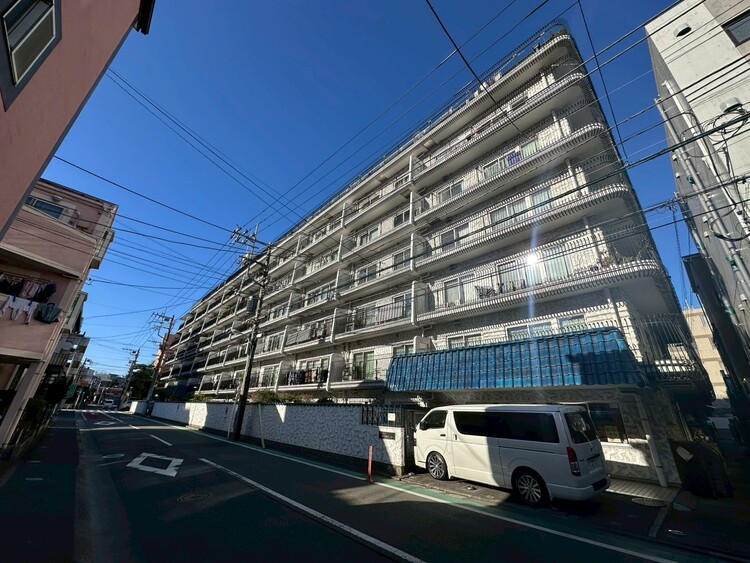 その他 飽きのこないシンプルモダンな外観です。