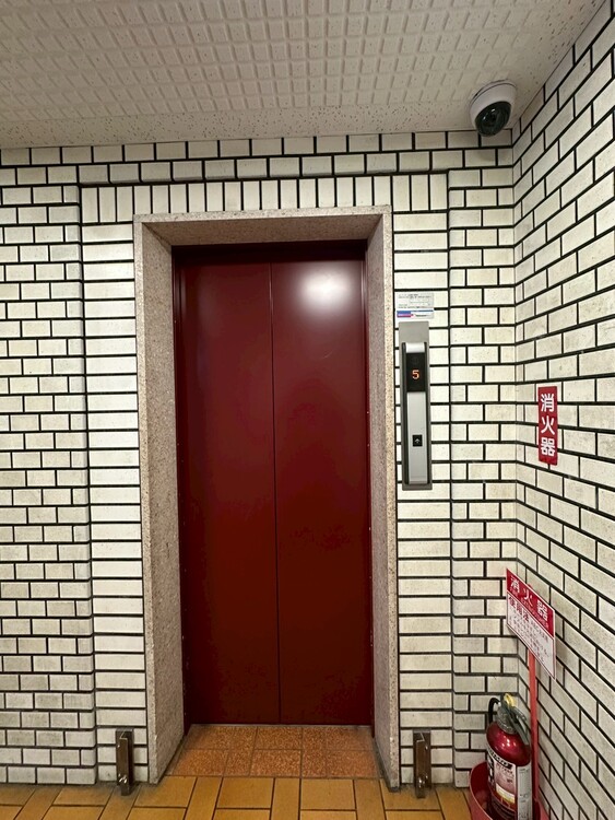 その他 エレベーター完備のため荷物が多くなっても安心。