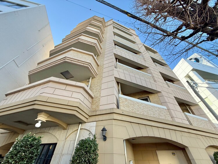 その他 飽きのこないシンプルモダンな外観です。