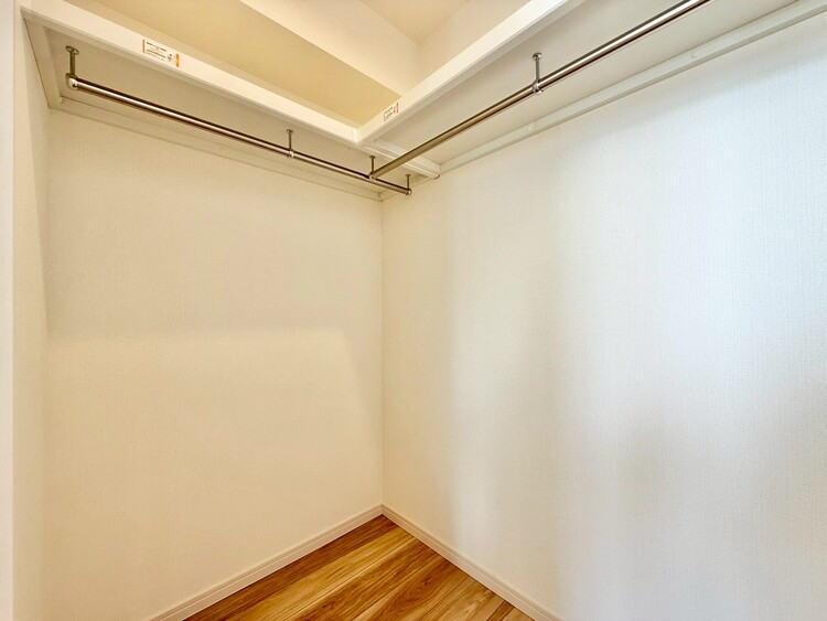 その他 収納スペースが付いていて、お部屋を広く使っていただけます。