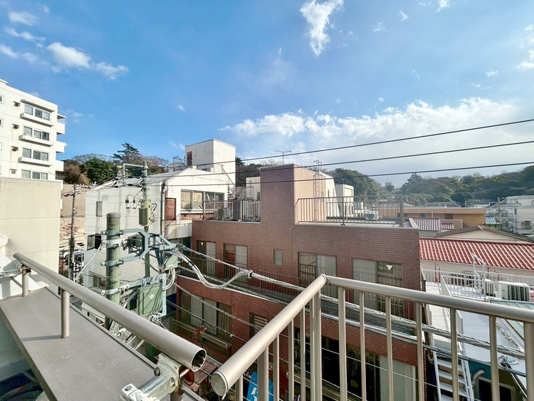 その他 眺望や窓からの景色が良いと、家で過ごす時間も快適です。