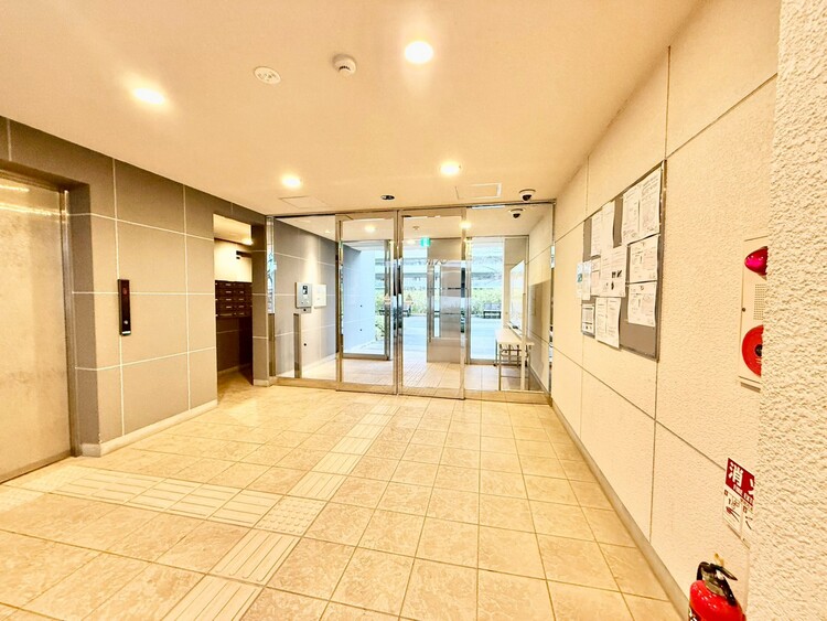 その他 館内は静寂な中が保たれており、管理が行き届いている印象を受けました。