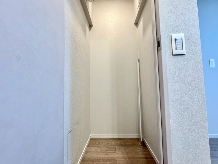 その他 収納スペースが付いていて、お部屋を広く使っていただけます。