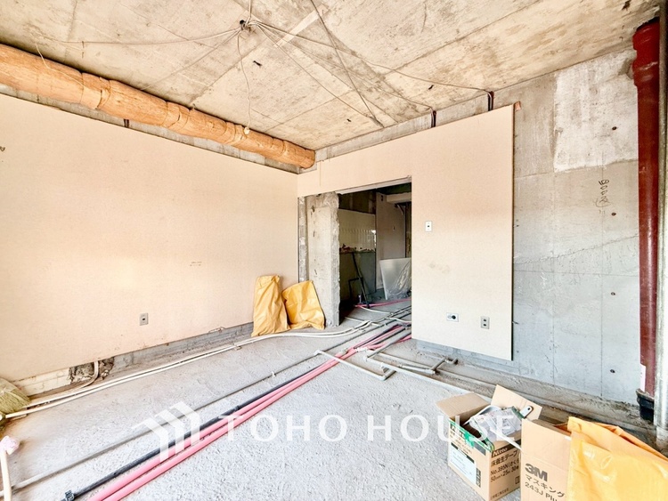 内装 ◆子供部屋◆冷涼な風、そよぐリビング。だんらんの場所はここから始まり、ここで終わる。家族の笑顔が集う素敵な場所だから、こだわり抜いた思いが詰まっているのだと思う。