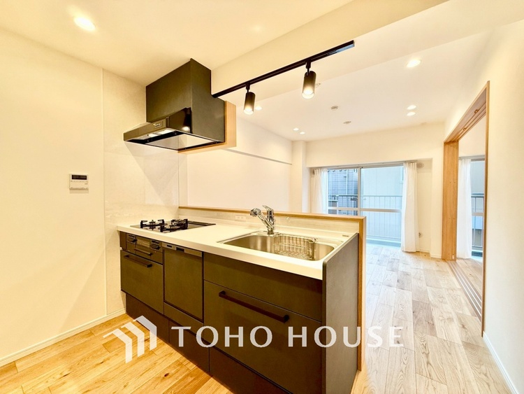 キッチン ◆愛育◆キッチンは家族の絆を育む大切な空間。シンプルで使い易いSystemKitchenで愉しく作る料理は愛情のある美味しいご馳走に。