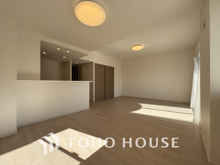 内装 ゆったりとくつろげる上質なリビングダイニング