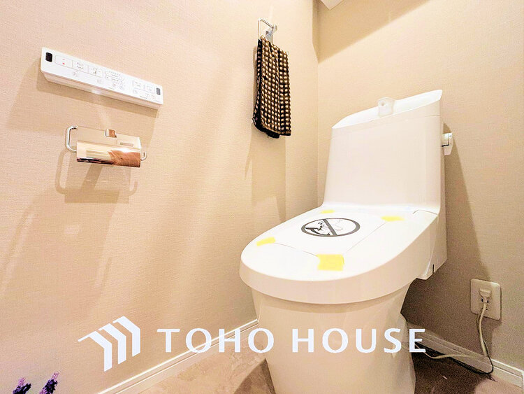 トイレ トイレには快適な温水洗浄便座付
