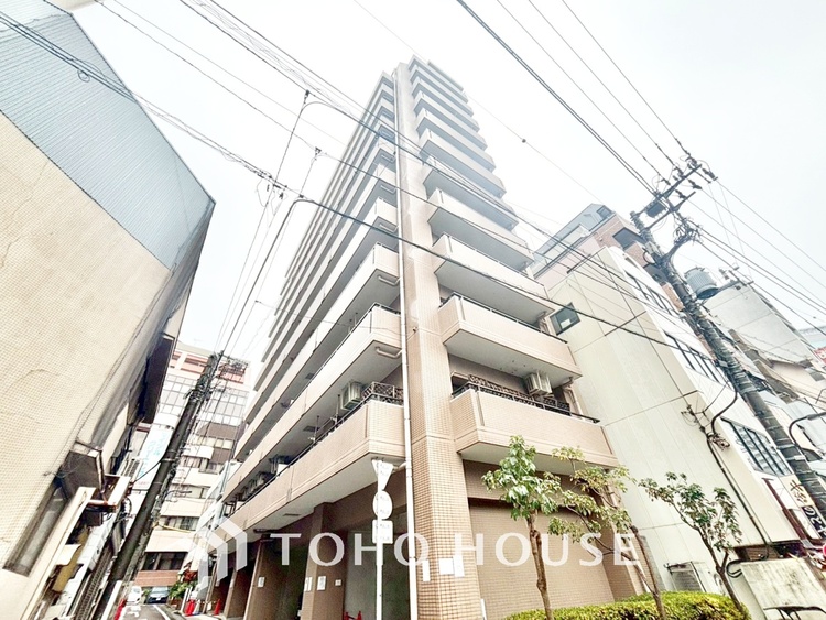 外観 漂う上質な空気感、マンションに入れば「おかえりなさい」と笑顔で迎えてくれるエントランス。最良の心配りを感じるマンションでした。