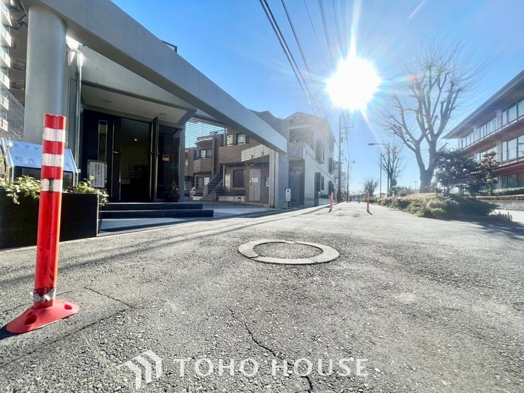 その他 【ENTRANCE】◆安心◆して歩ける。安心して家族の帰りを待てる。そんな安心を感じさせる住環境。