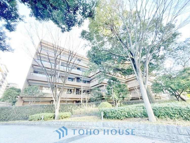 その他 ◆時を忘れる場所◆ここにはみんなが集い、食事と楽しい会話が始まる。話に夢中になりすぎて、ついつい時を忘れ夜半過ぎになってしまう。そんな束の間の幸せを感じさせてくれる場所でありたい。