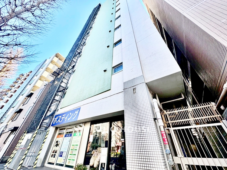 外観 ◆時を忘れる場所◆ここにはみんなが集い、食事と楽しい会話が始まる。話に夢中になりすぎて、ついつい時を忘れ夜半過ぎになってしまう。そんな束の間の幸せを感じさせてくれる場所でありたい。