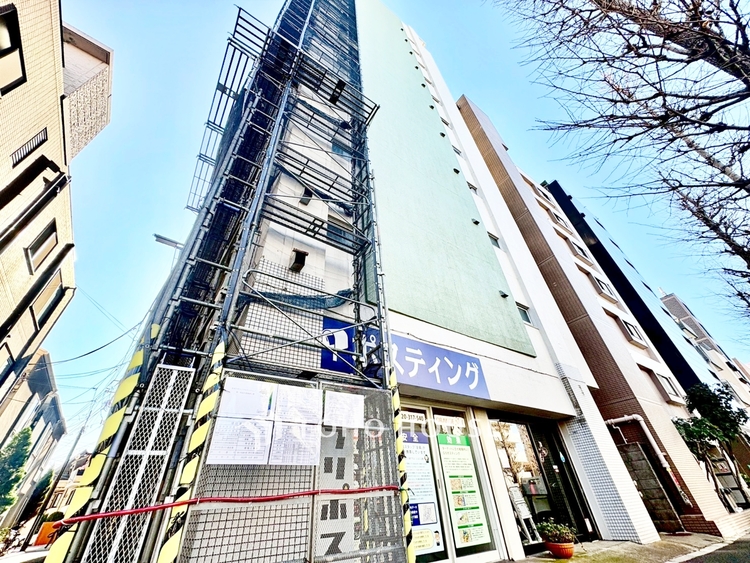 外観 ◆ここに在る◆事も無げに美しく、伝えるには筆舌に尽くし難い。豪華絢爛や華美と言う事ではなく、住まう者にとって暮らし易く心地がいいと言う美しさがこの住まいには込められている。