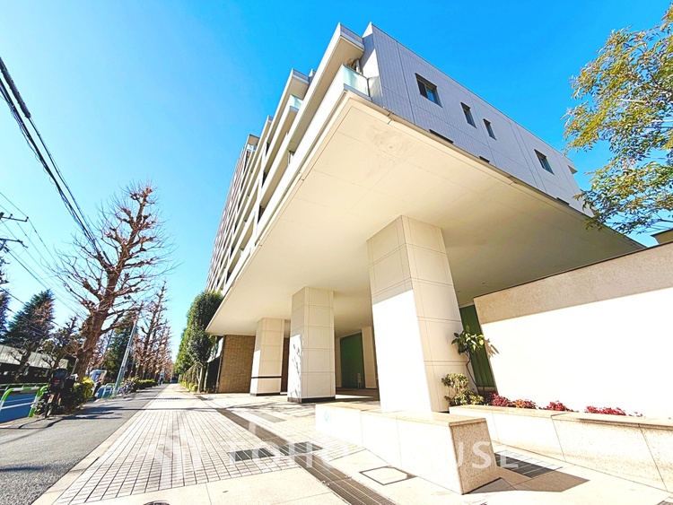 キッチン 【Kitchen】光り眩い羨望のリビングへ。一歩一歩を踏みしめて家族の集う幸せの場所へ。すべてがクライマックスのマイベストホーム。