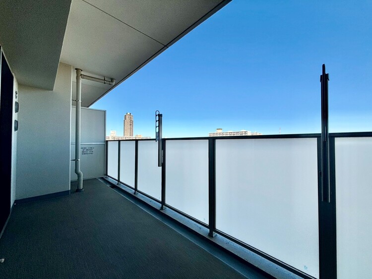 その他 朝の澄んだ空気や、夕方に吹く清々しい風を感じられるバルコニー。