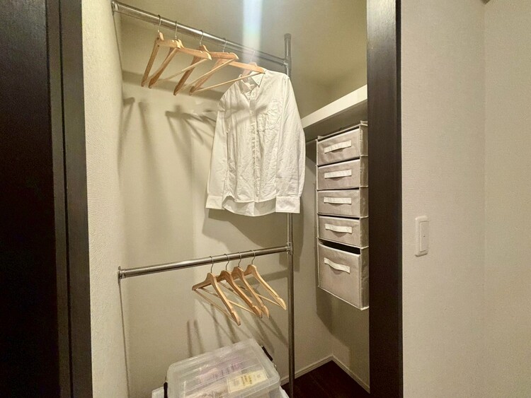 その他 収納スペースが付いていて、お部屋を広く使っていただけます。