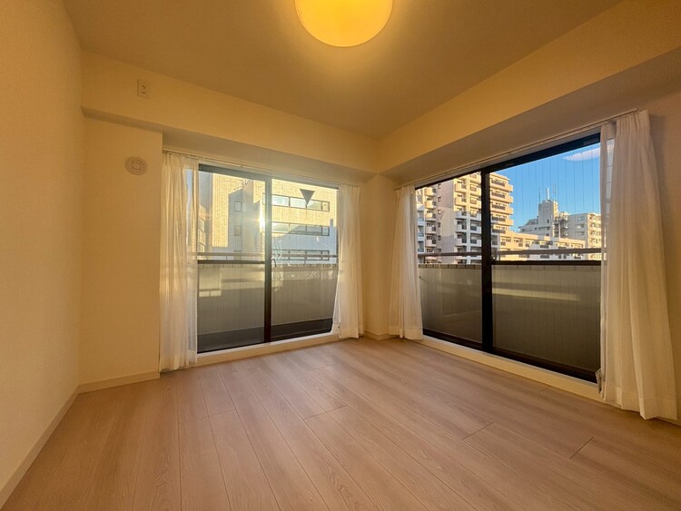 その他 清かで艶やかな時間をもたらしてくれる室内です。