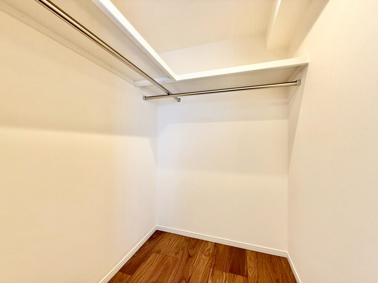 その他 収納スペースが付いていて、お部屋を広く使っていただけます。