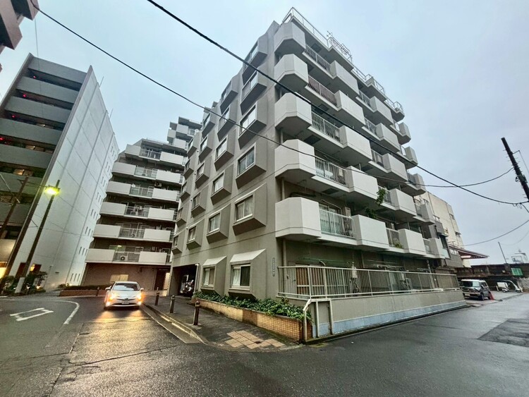 外観 飽きのこないシンプルモダンな外観です。