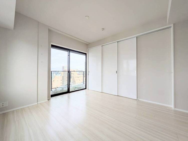 居間 シンプルな内装と偏り過ぎないデザインで統一しました。