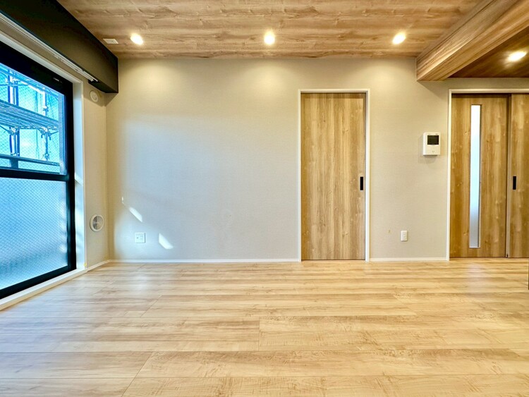 その他 シンプルな内装と偏り過ぎないデザインで統一しました。