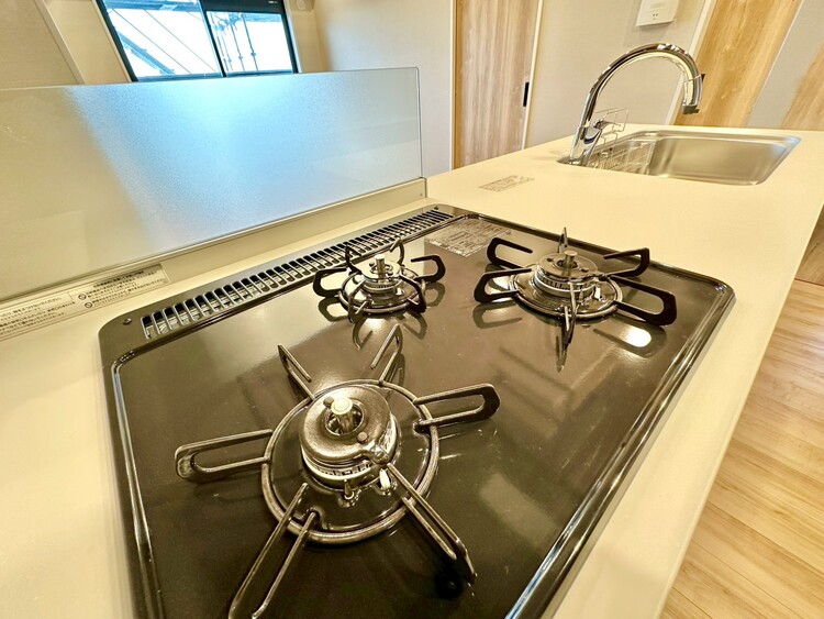 その他 開放感のあるキッチンスペース。調理をしながら、会話も弾みそうですね。