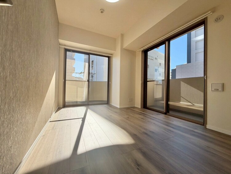 その他 清かで艶やかな時間をもたらしてくれる室内です。