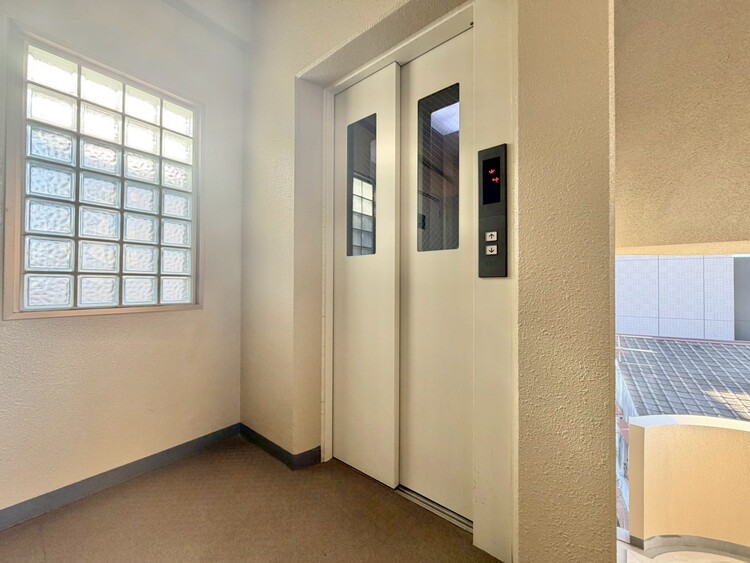 その他 エレベーター完備のため荷物が多くなっても安心。